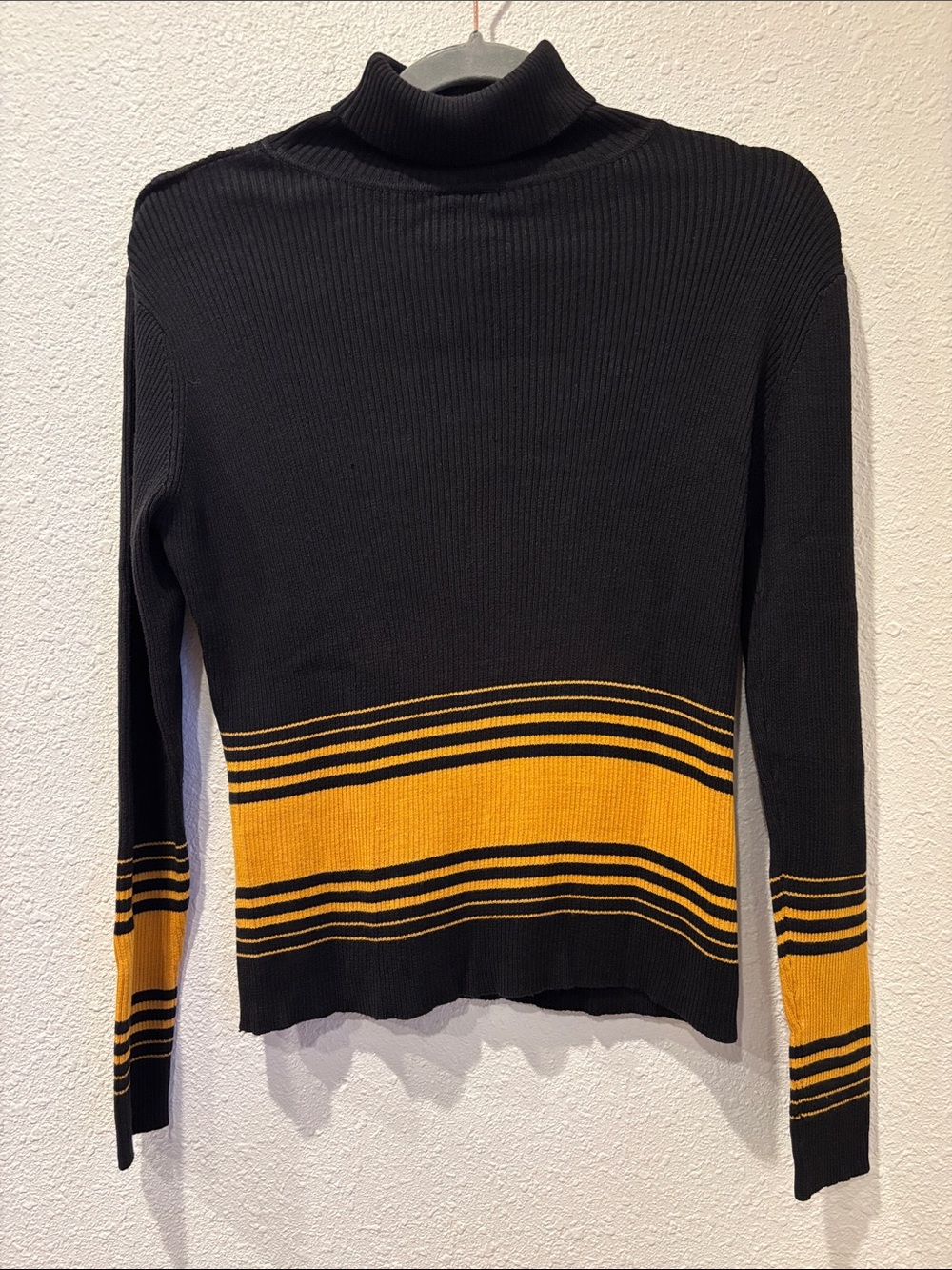 90s‎ ribbed turtleneck